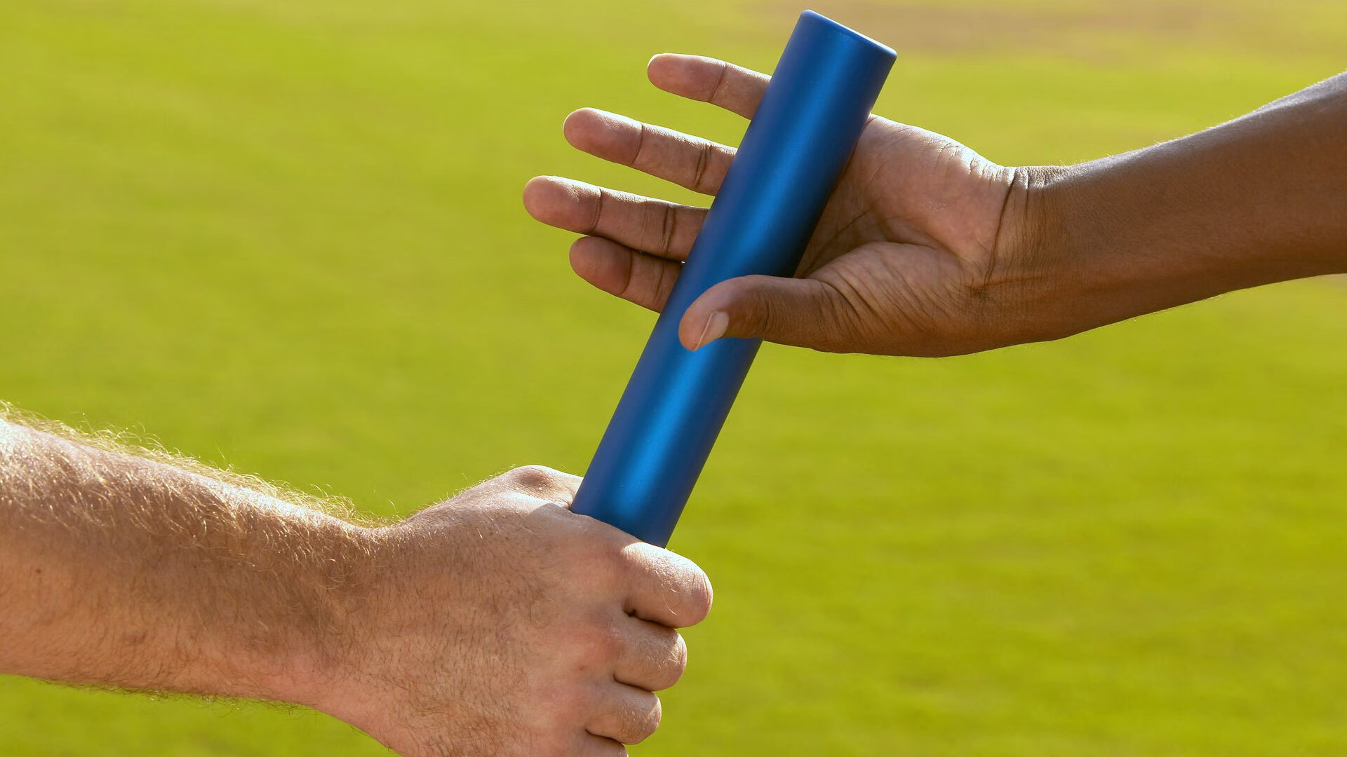 800米自由泳梅尔滕斯冲击领奖台，800米自由泳决赛